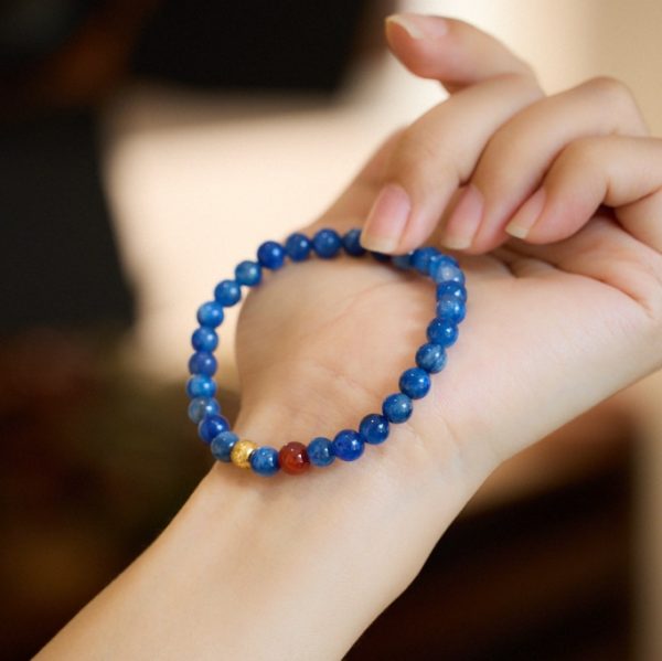 Kyanite and South Red Agate Bracelet, a lucky and fortune-bringing bead bracelet, a niche and high-end accessory. - Image 2